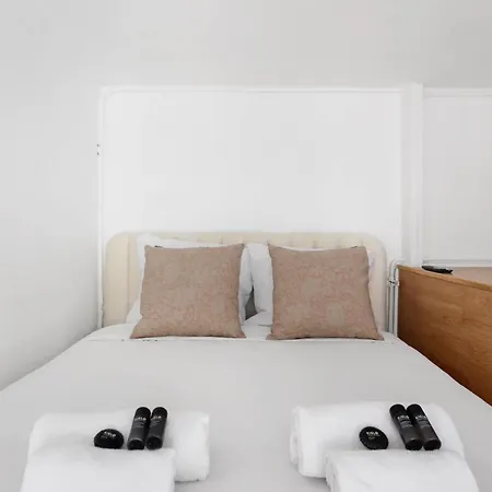 Appartamento Bm-appartement Design En Duplex Champs-elysees